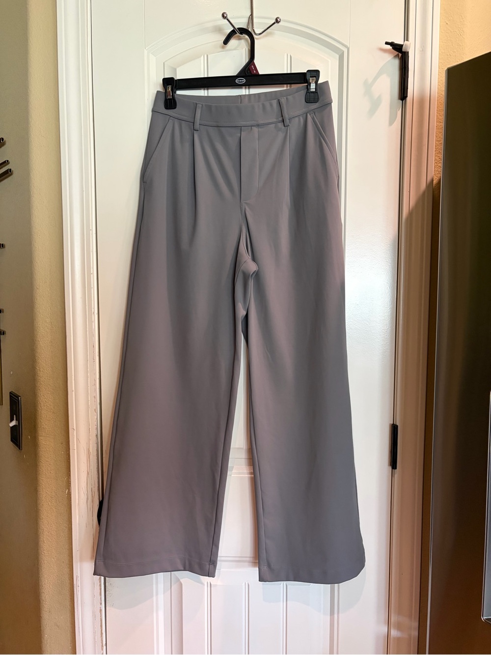 Halara Flex DayStretch High Waisted Pocket Straight Leg Work Pants